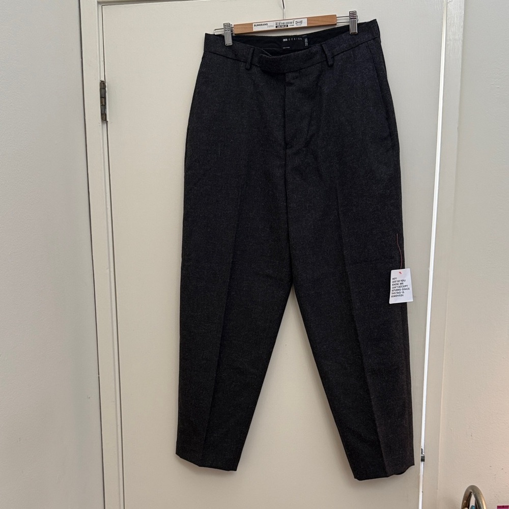 ASOS Gray Men’s Pleated Trousers Dress Pants 34x32 NWT